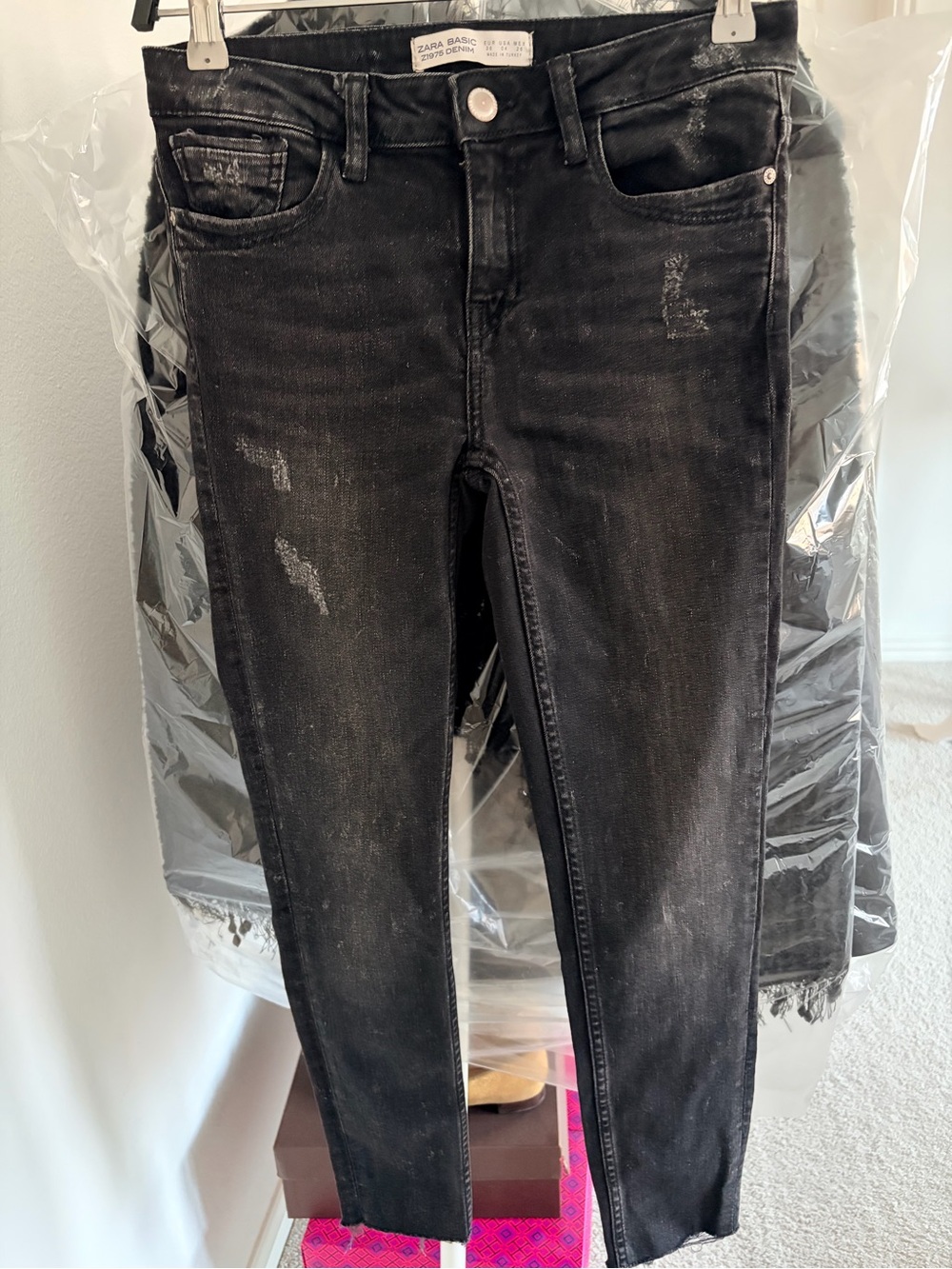 ZARA Black Distressed Skinny Ankle Jeans Size 2